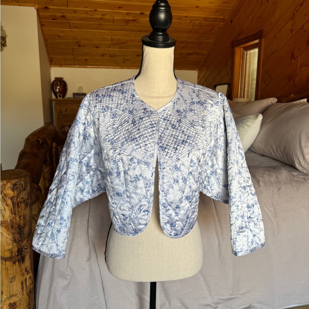 Laura Ashley x Urban Outfitters Cropped Quilted Jacket